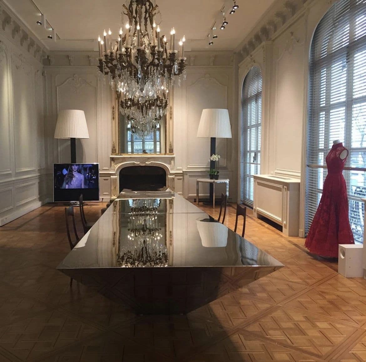 Head Quarter ELIE SAAB - Photo 5
