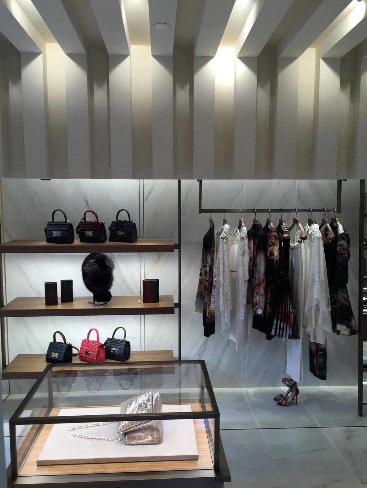 Paris, 31 Avenue Georges V - Photo 8