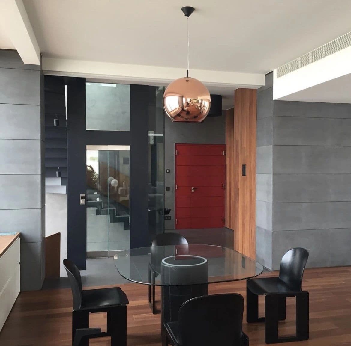 Triplex in Sursock - Photo 1